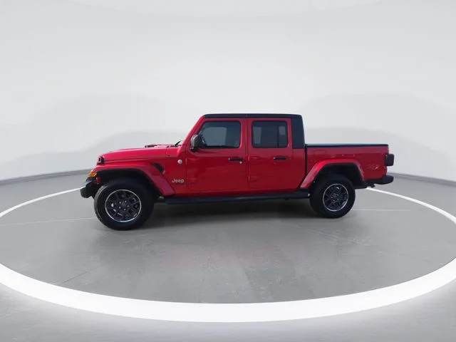 Used 2021 Red Jeep Overland image 5