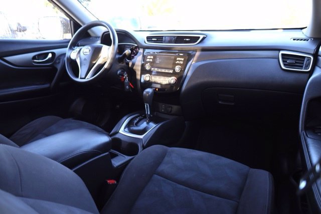 Used 2016 Gun Metallic Nissan S image 35