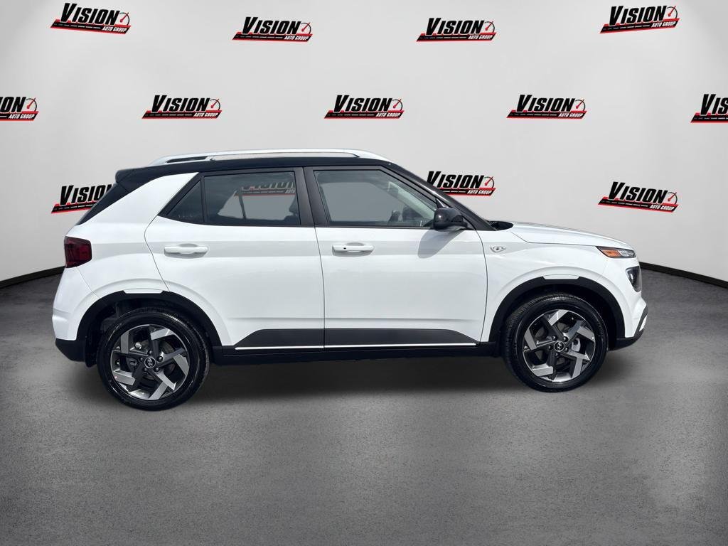 New 2026 White Hyundai SEL w/Two-Tone Roof image 4