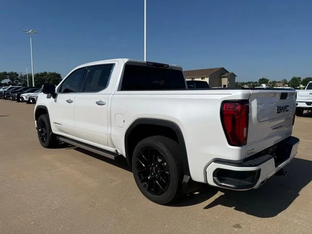 Used 2024 White Frost Tricoat GMC Denali image 8