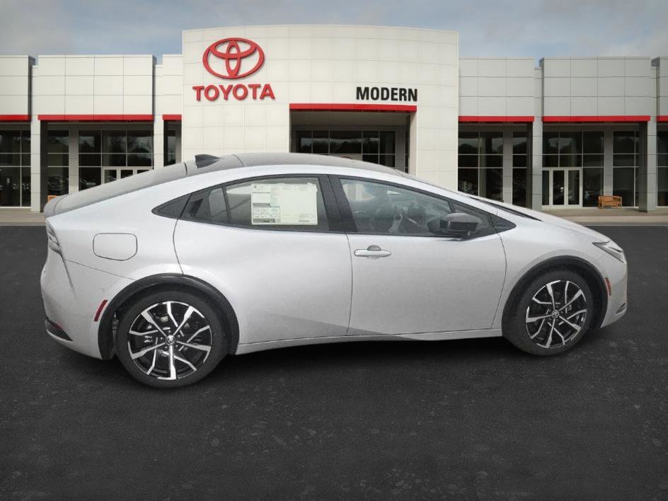 New 2026 Cutting Edge Toyota XSE Premium image 24