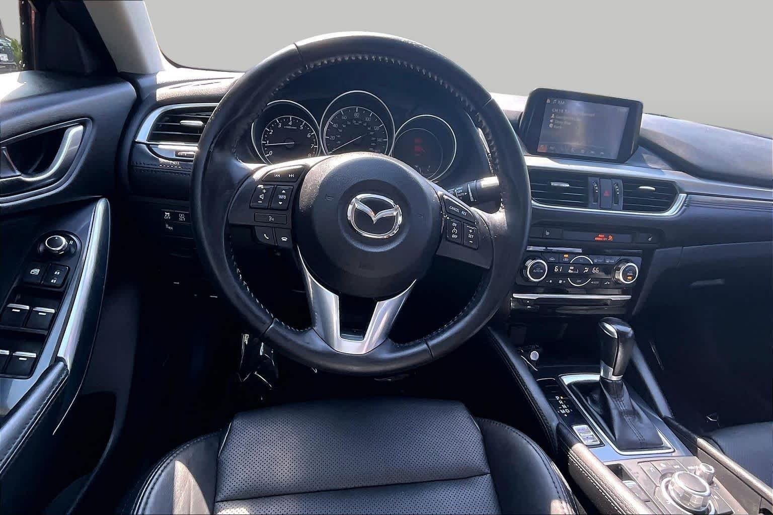 Used 2016 Soul Red Metallic Mazda i Touring image 5