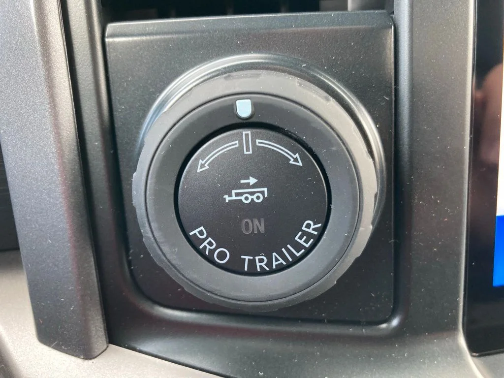 Used 2025 Black Ford XLT image 33