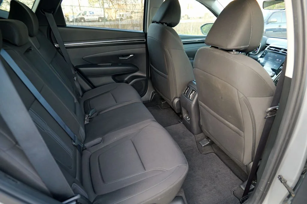 Used 2023 Shimmering Silver Hyundai SEL image 30