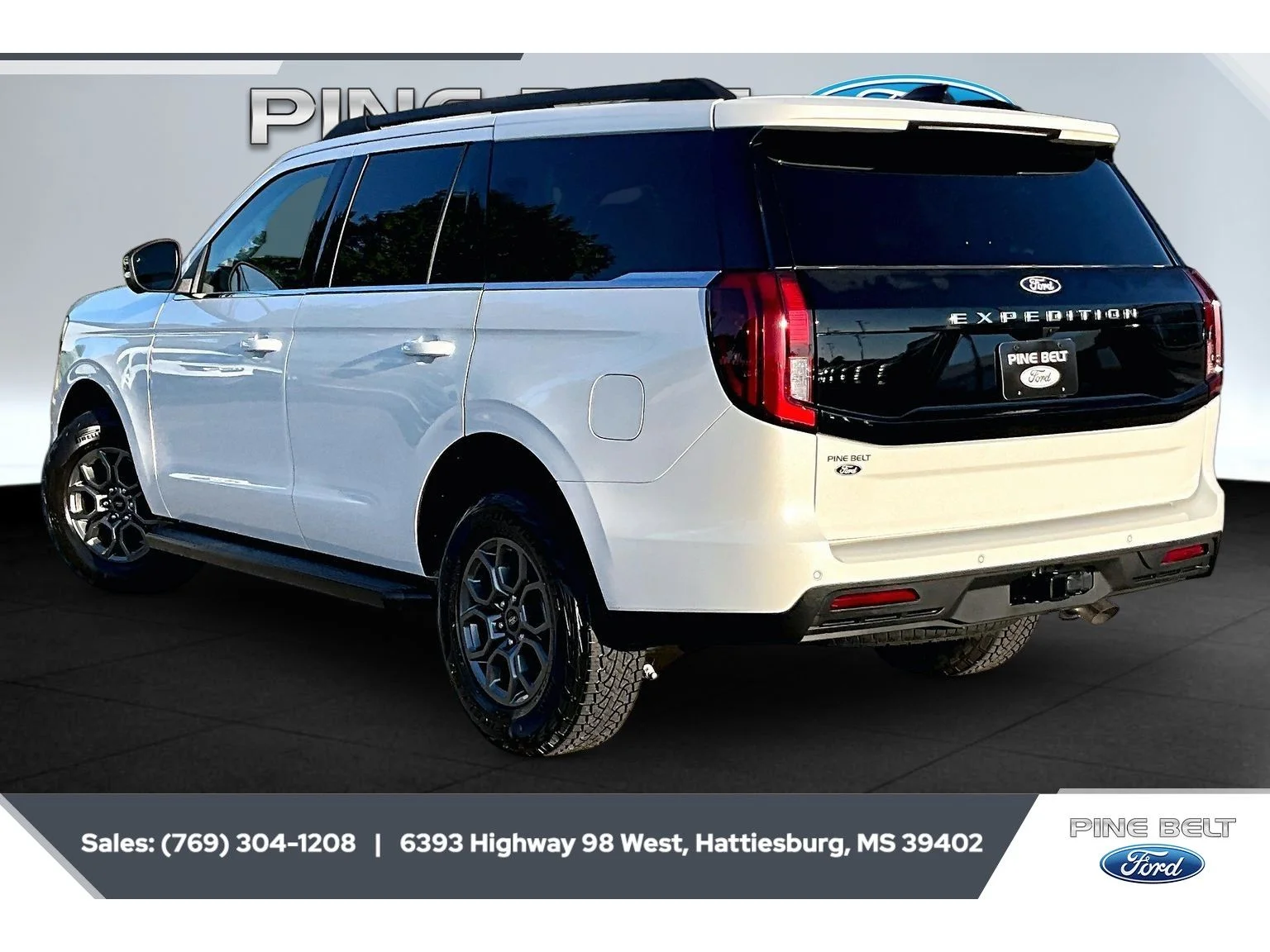New 2027 Star White Metallic Tri-Coat Ford Active image 2