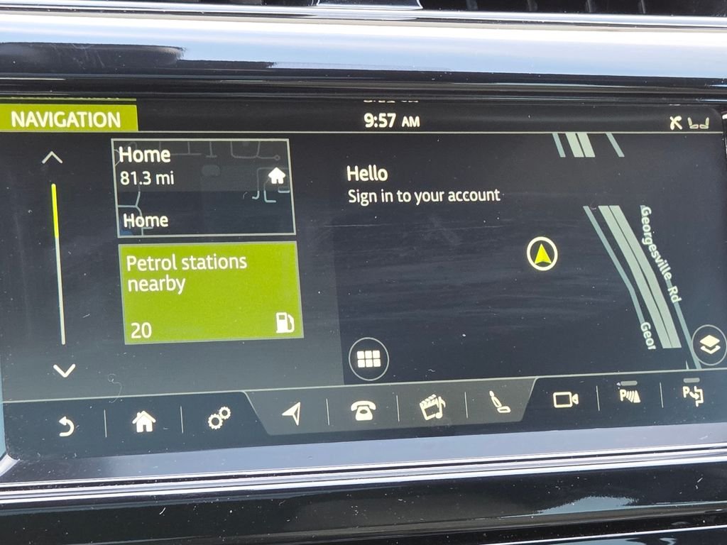 Used 2019 Black Land Rover HSE image 28