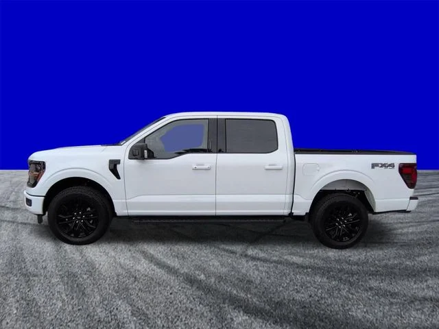New 2026 Oxford White Ford XLT image 7