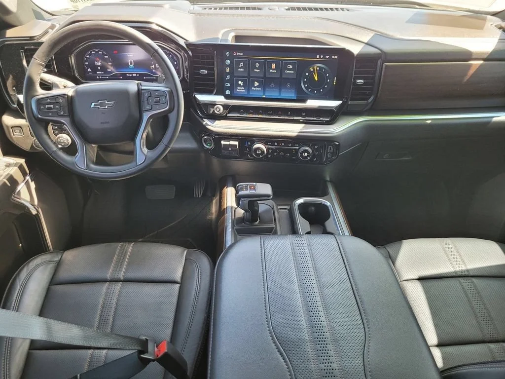 Used 2024 Black Chevrolet High Country image 13
