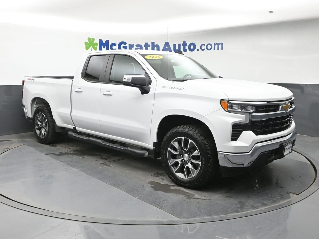 Used 2025 White Chevrolet LT image 2