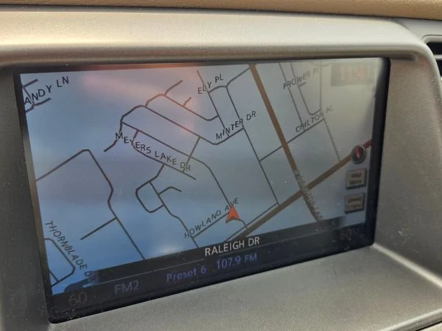 Used 2012 Red Nissan LE image 22