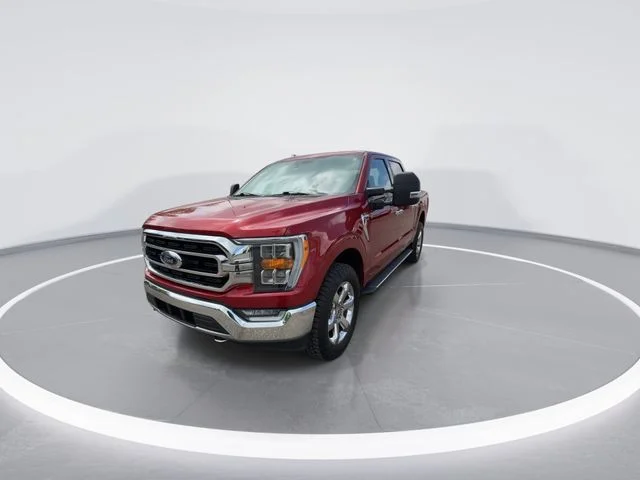 Used 2021 Red Ford XLT image 4