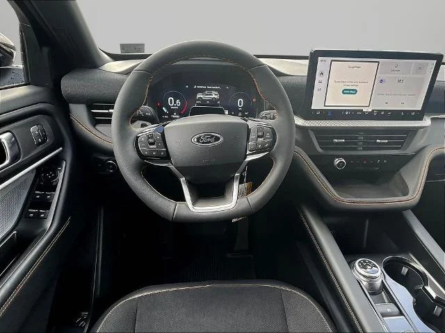 New 2026 Star White Metallic Tri-Coat Ford Tremor® image 49