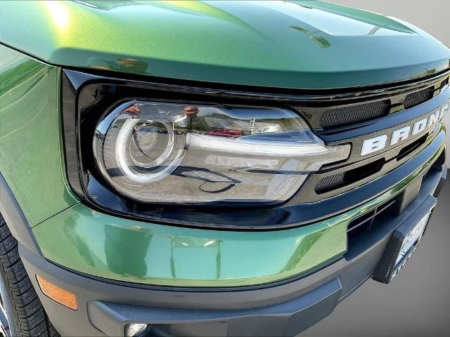 Certified Used 2024 Eruption Green Metallic Ford Outer Banks image 80