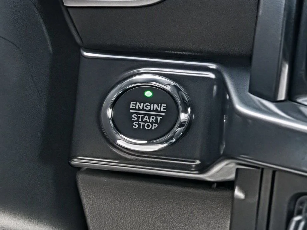 Used 2023 Gray Ford XLT image 12