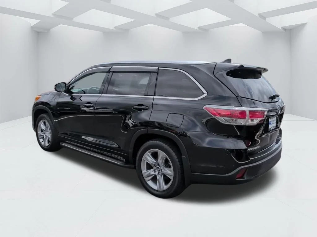 Used 2016 Black Toyota Limited image 7