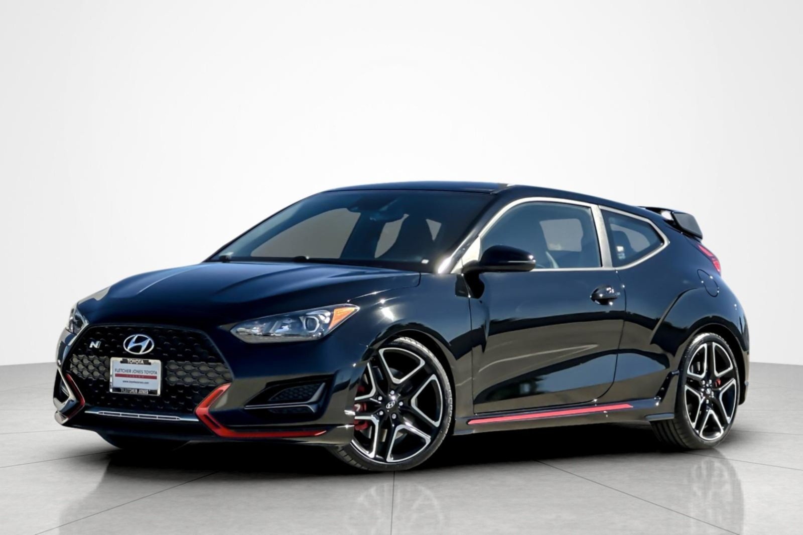 Used 2022 BLACK Hyundai  image 1