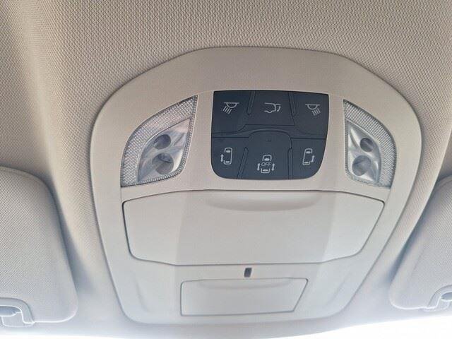 Used 2023 Bright White Clearcoat Chrysler LX image 21