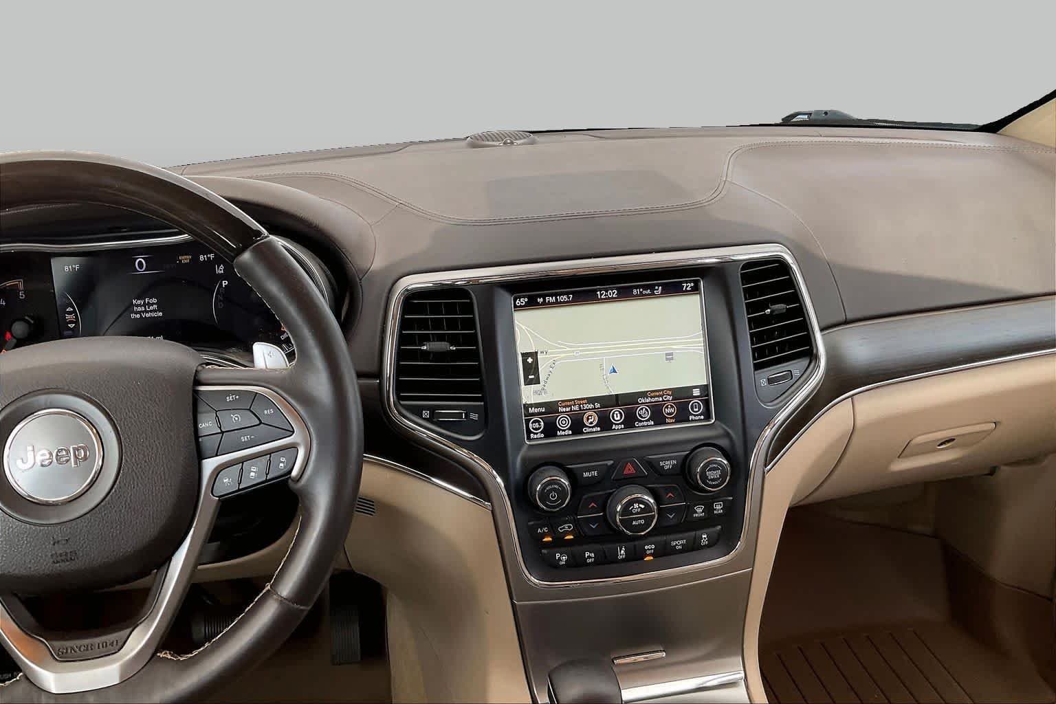 Used 2018 Ivory 3-Coat Jeep Overland image 6