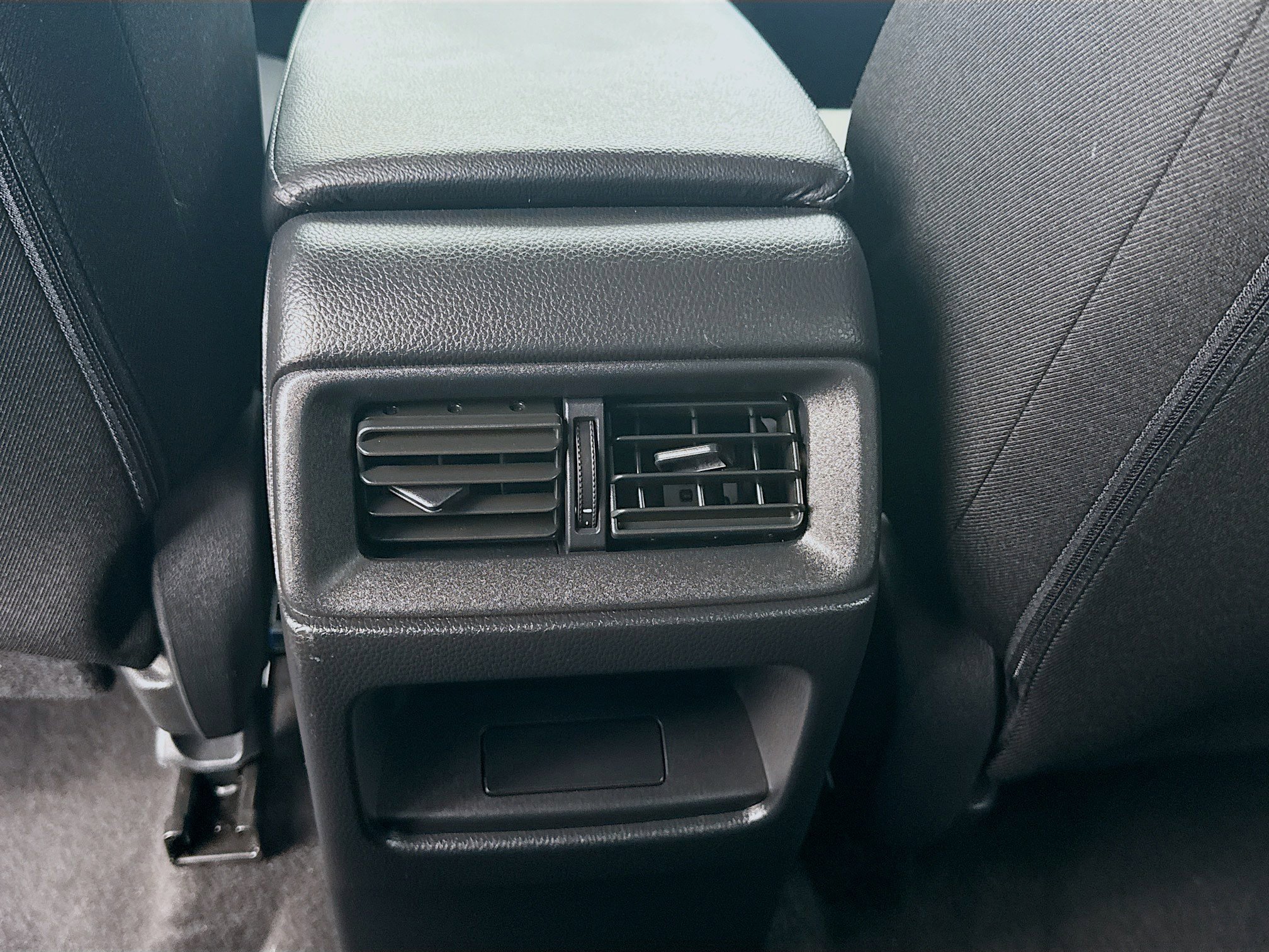 2024 Honda CR-V LX - Photo 22