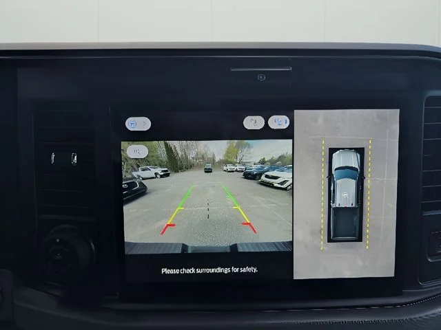 2025 Ford F-250 Super Duty Platinum - Photo 29