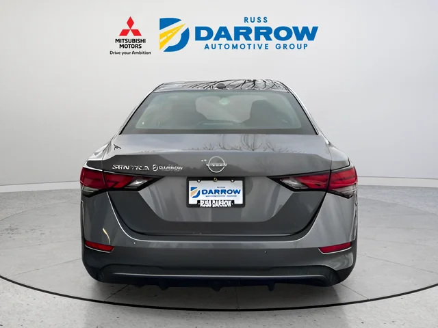 Used 2025 Gray Nissan SV image 4