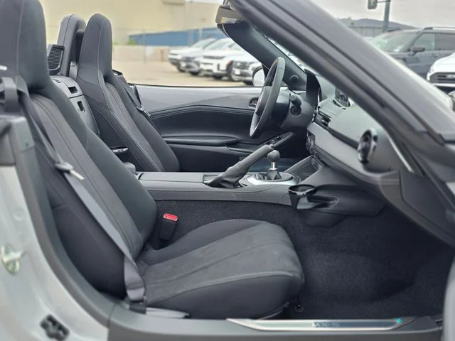 New 2026 Aero Gray Metallic Mazda Club image 10
