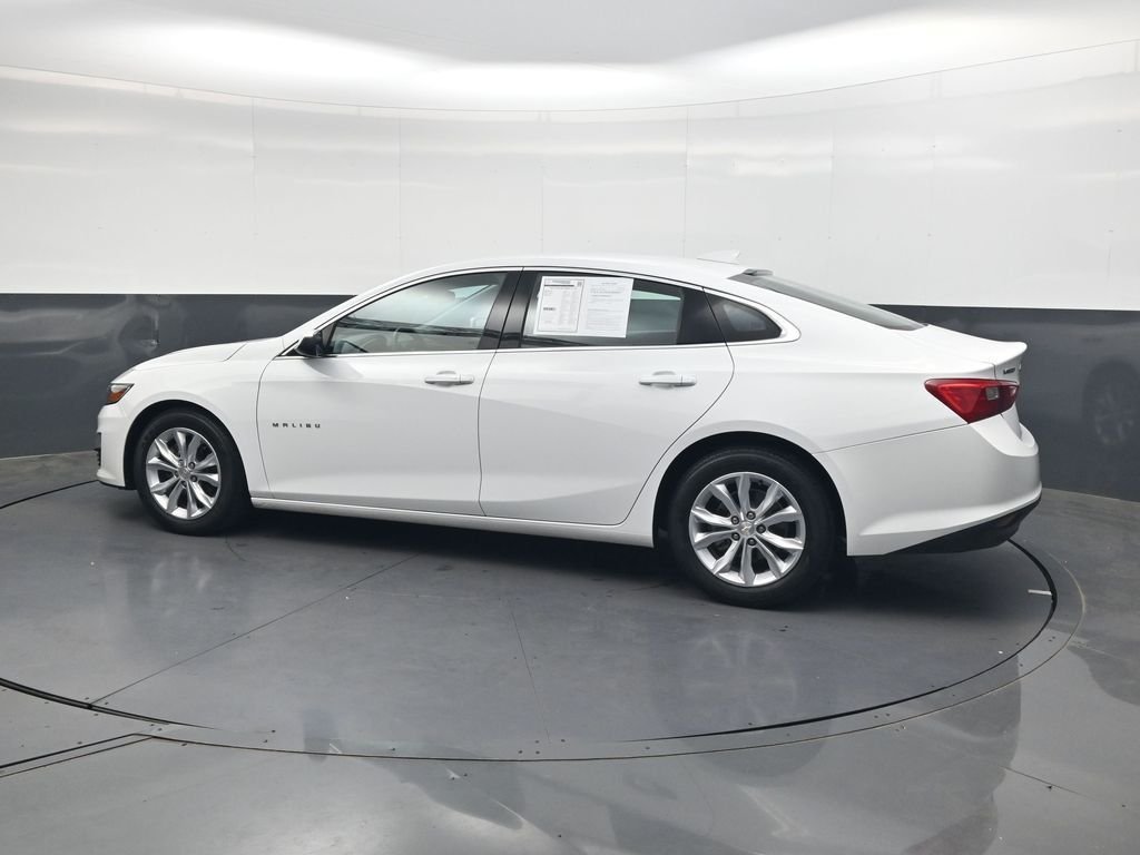 Used 2023 White Chevrolet LT image 8