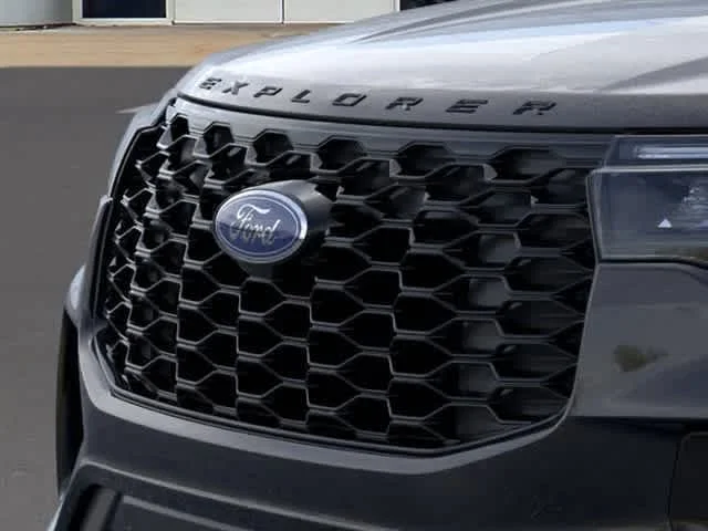 New 2026 Agate Black Metallic Ford ST-Line image 18