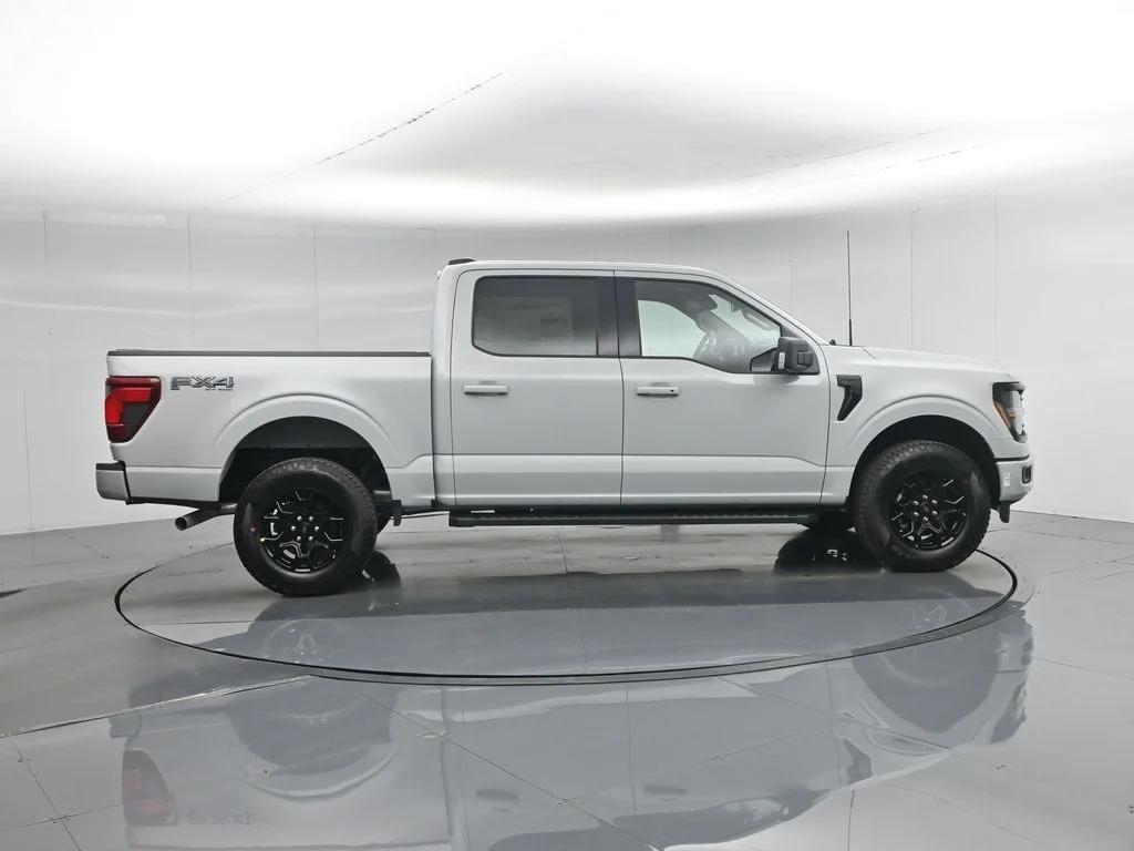 New 2026 Avalanche Ford XLT image 29