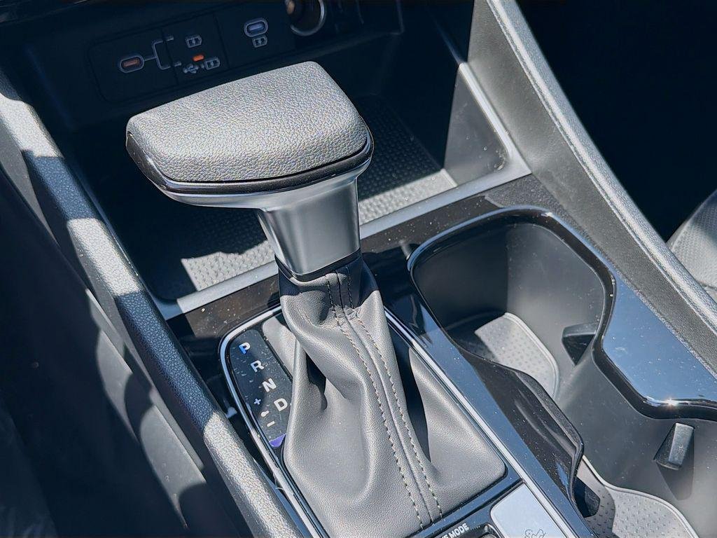 New 2026 Rockwood Green Hyundai SEL FWD image 13