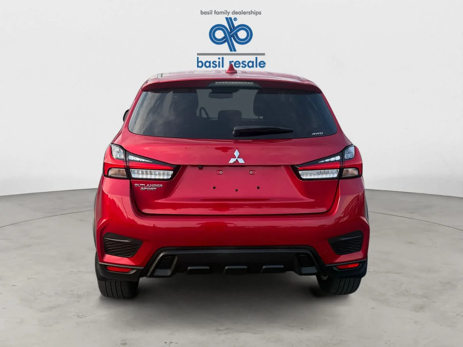Used 2024 Red Diamond Mitsubishi ES image 5