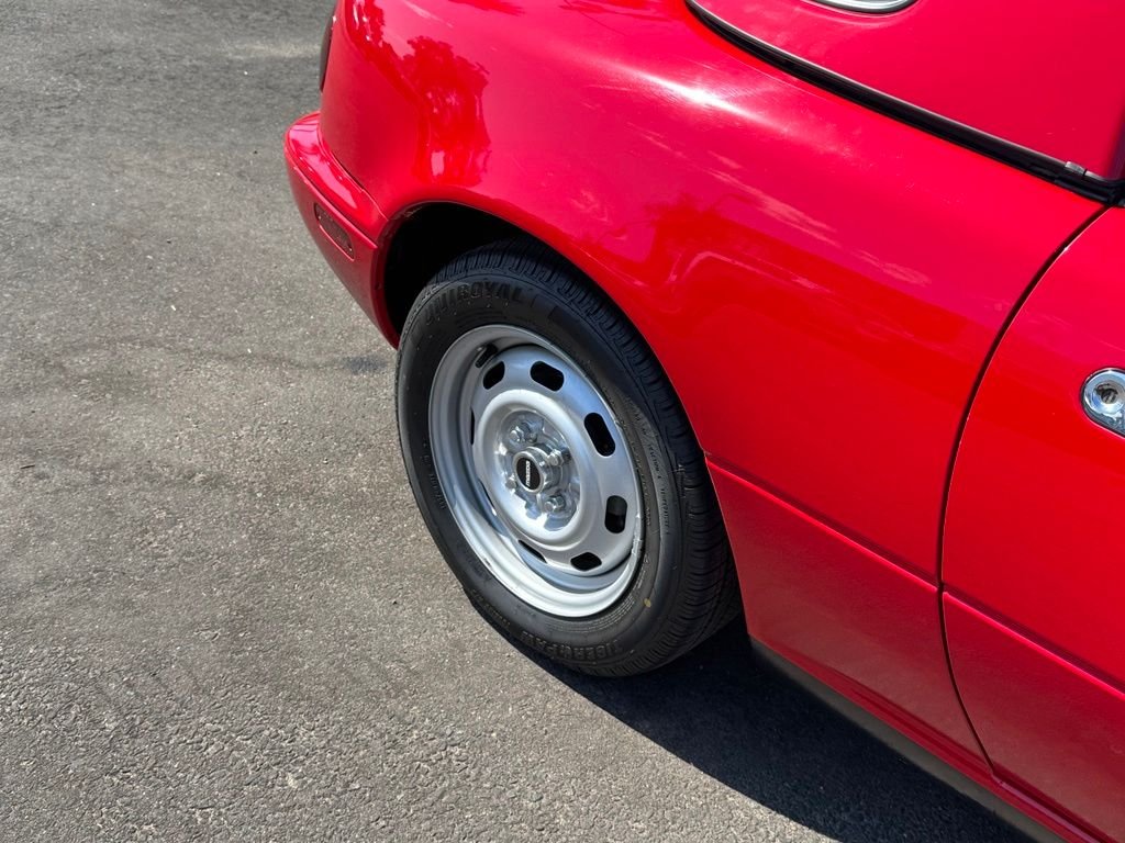 Used 1990 Classic Red Mazda Base image 26