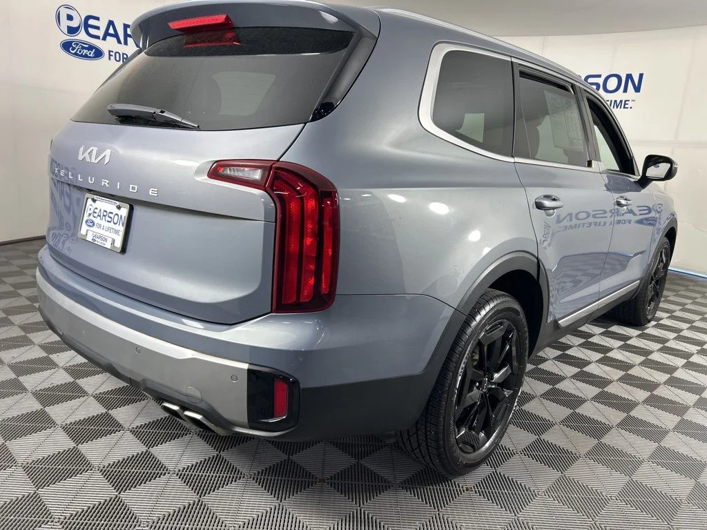 2024 Kia Telluride S - Photo 7