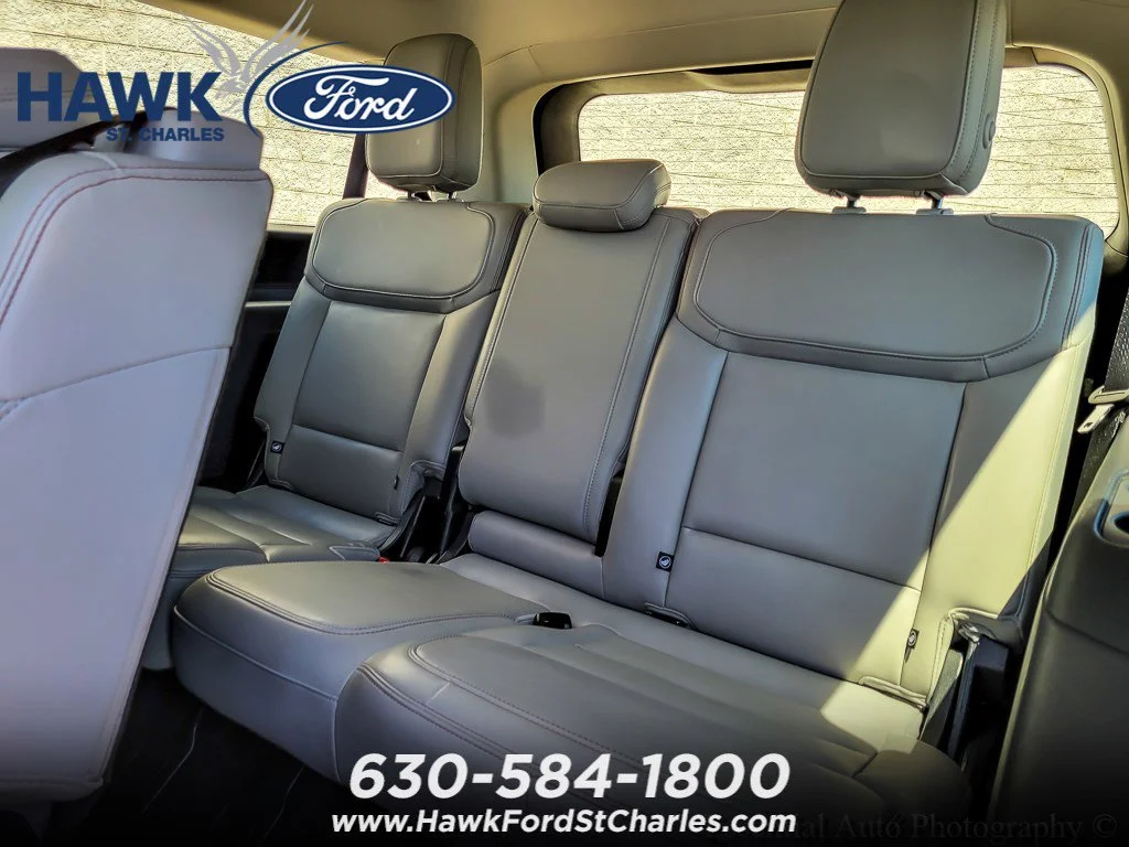 Certified Used 2025 Agate Black Metallic Ford Active image 12