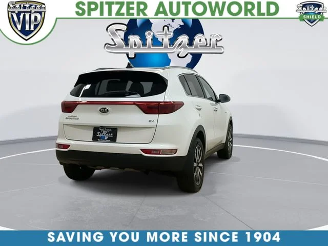 Used 2017 White Kia EX image 9