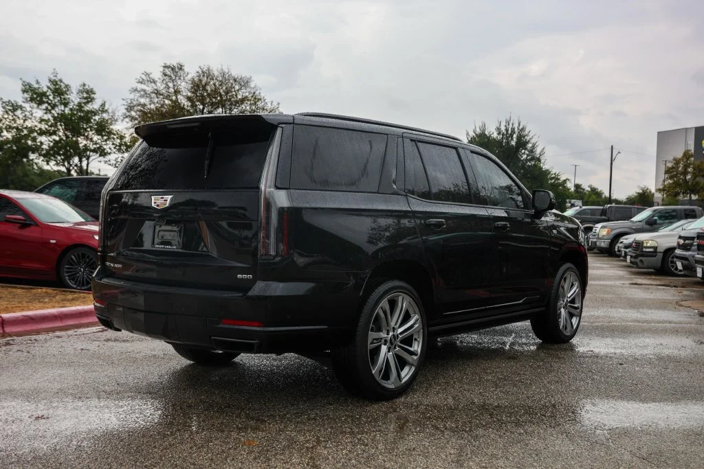 Certified Used 2025 Black Raven Cadillac Sport Platinum image 4