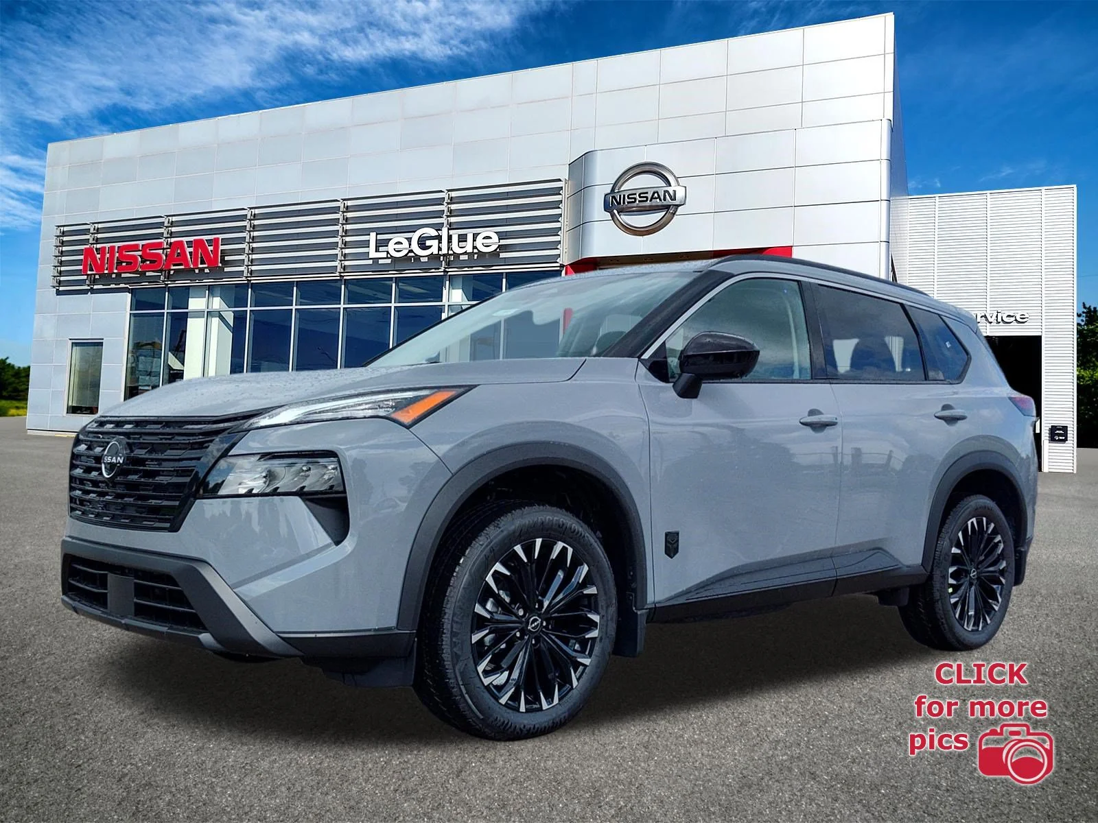 2026 Nissan Rogue Dark Armor™