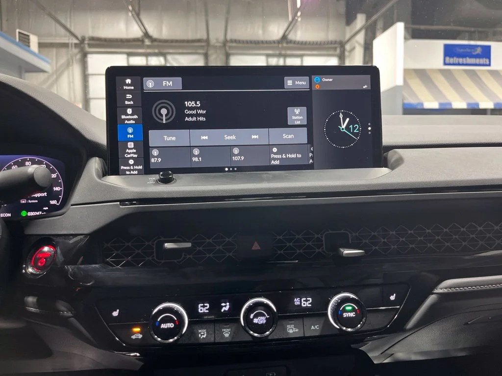 2025 Honda Accord Hybrid EX-L - Photo 24