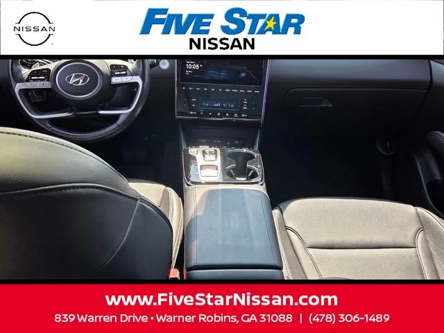 Used 2023 Black Hyundai SE image 8