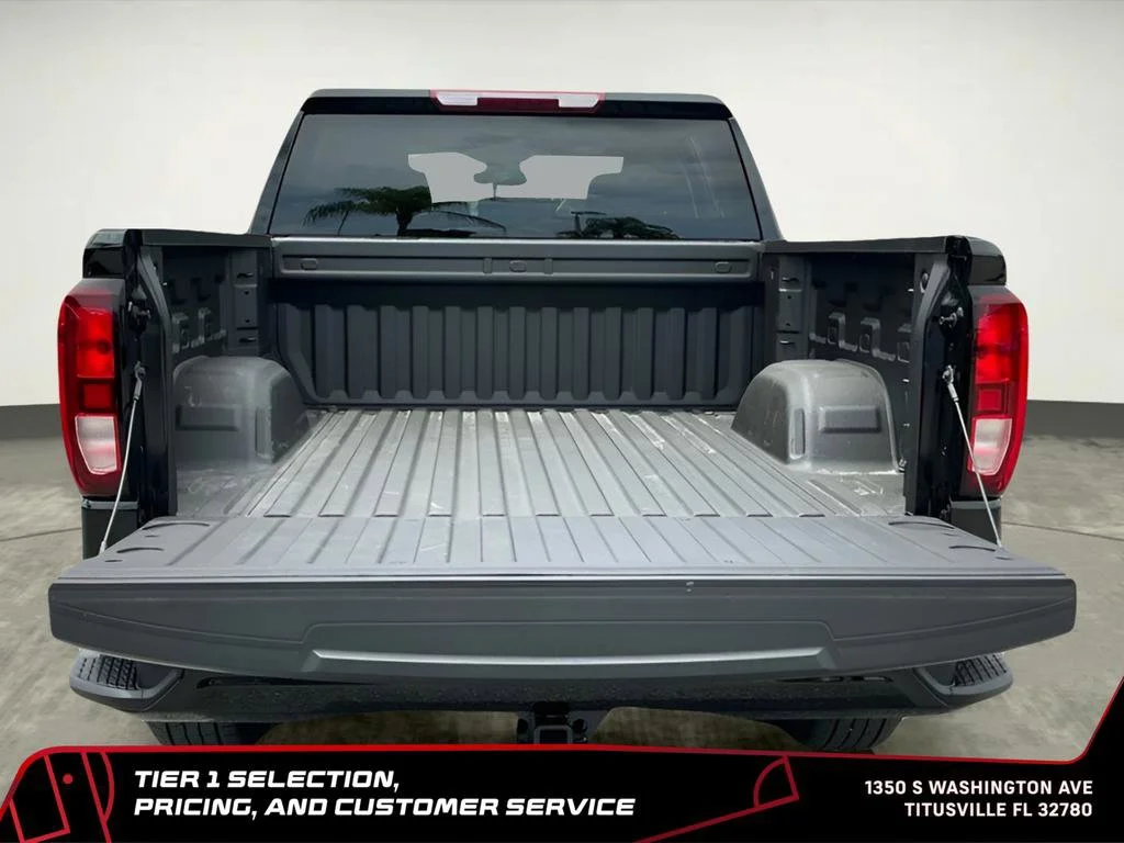 Used 2025 Onyx Black GMC Elevation image 23