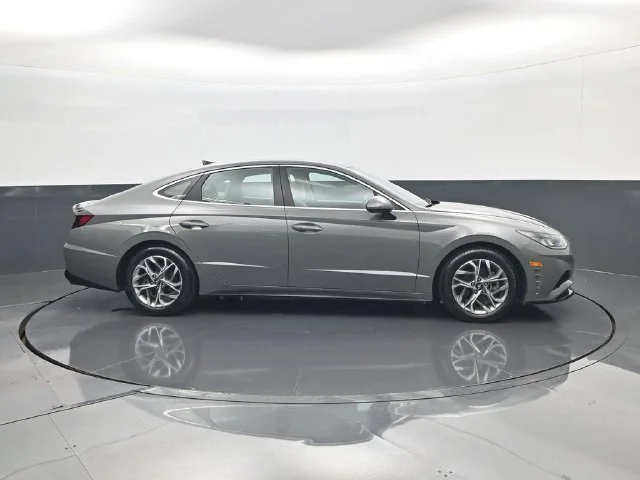Certified Used 2023 Gray Hyundai SEL image 4