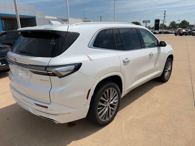 Used 2025 White Frost Tricoat Buick Avenir image 11