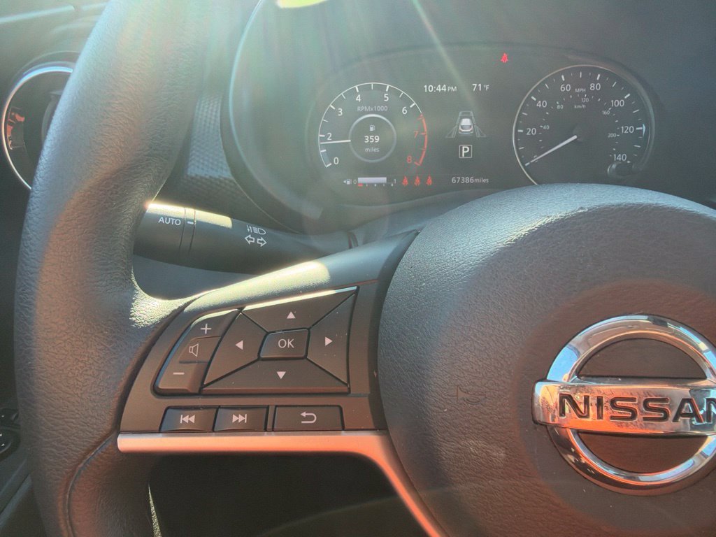 Used 2021 White Nissan SV image 20