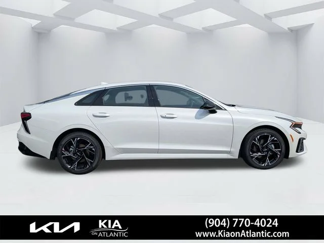 New 2026 Snow White Pearl Kia GT-Line FWD image 2