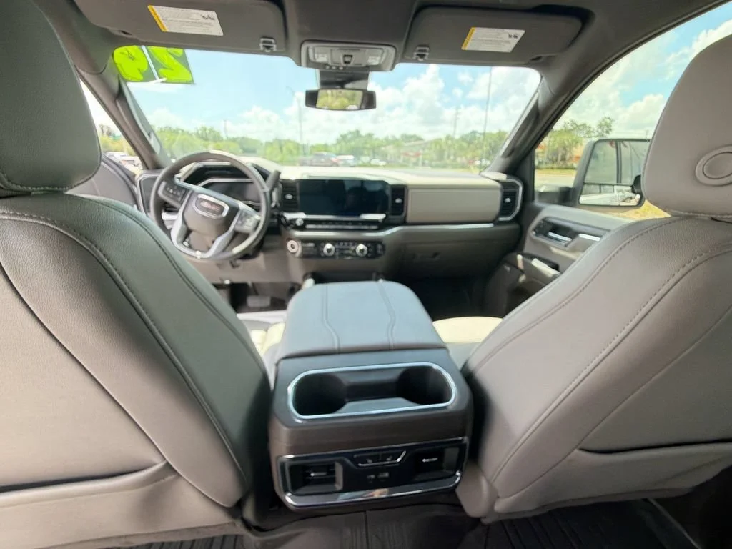 2024 GMC Sierra 2500HD SLT - Photo 12