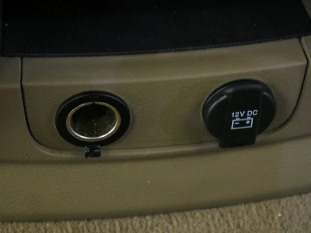 Used 2012 White Chrysler Touring image 29