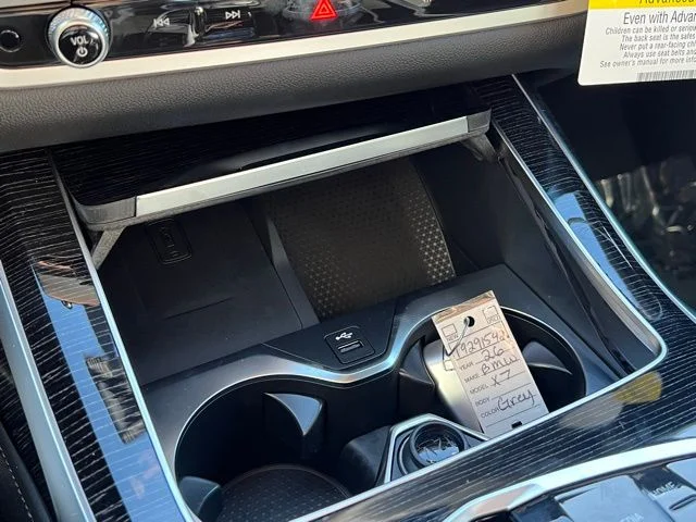2026 BMW X7 40i - Photo 12