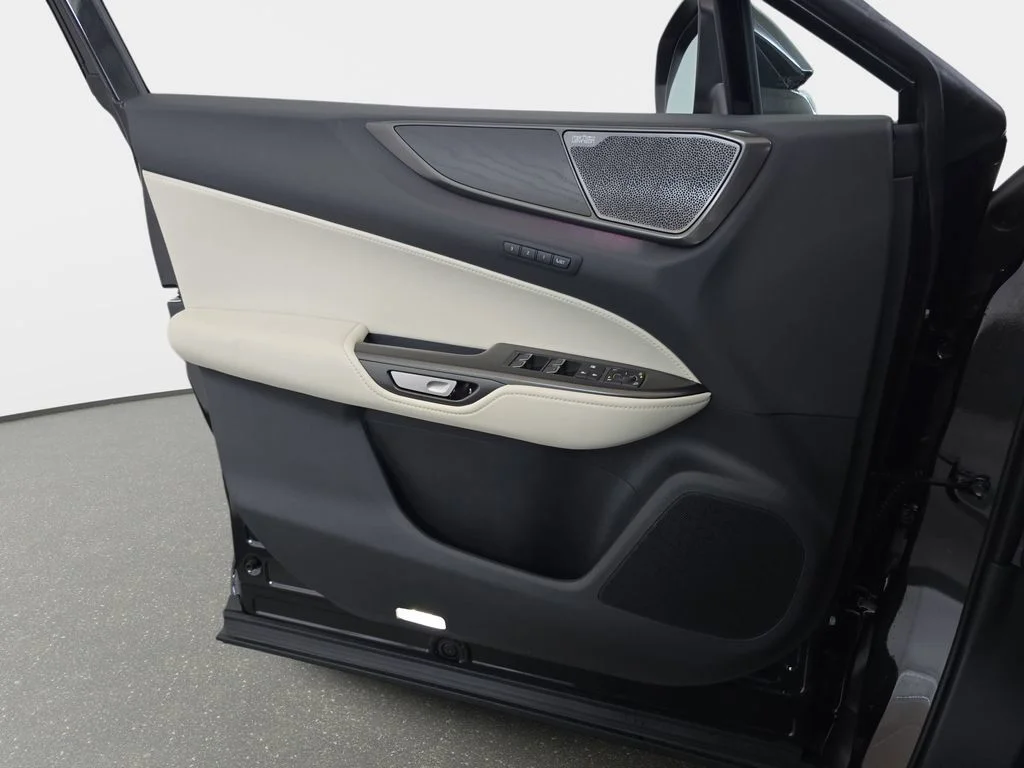 New 2026 Black Lexus 350h Luxury image 25