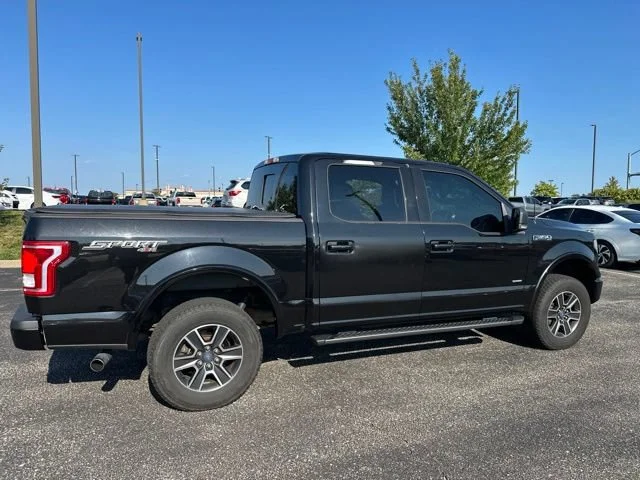 Used 2015  Ford XLT image 4