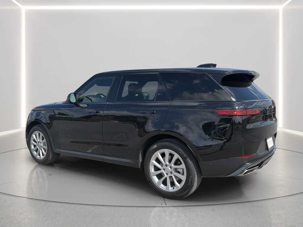 Used 2025 Black Land Rover SE image 14